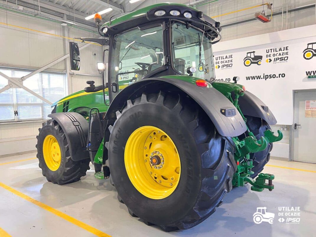 John Deere 8400R