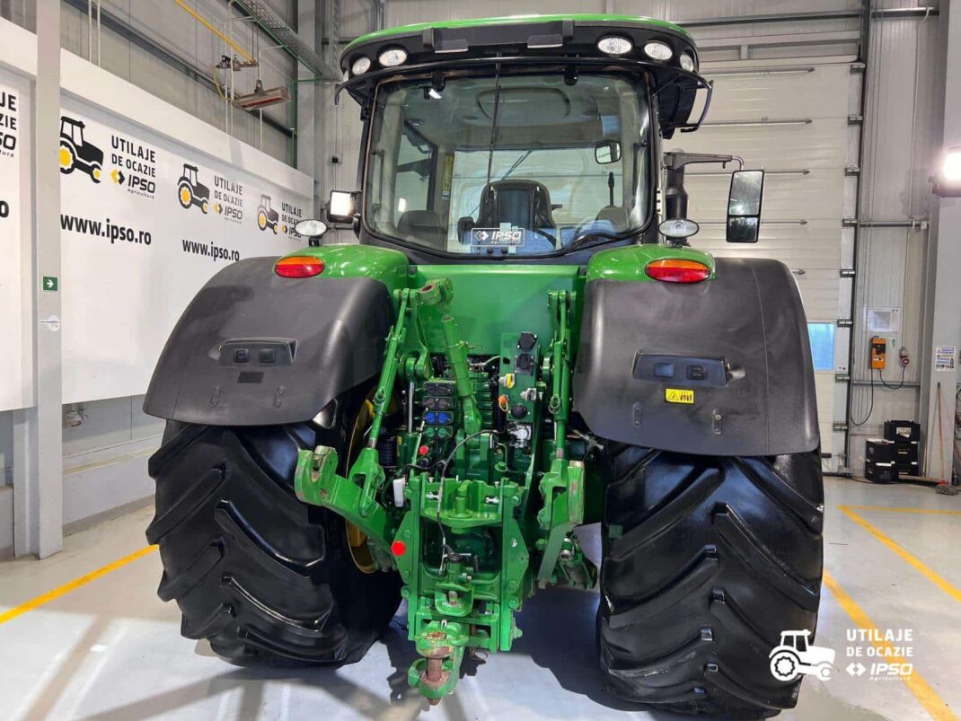 John Deere 8400R