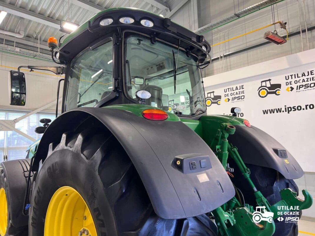 John Deere 8400R