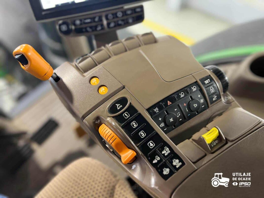 John Deere 8400R