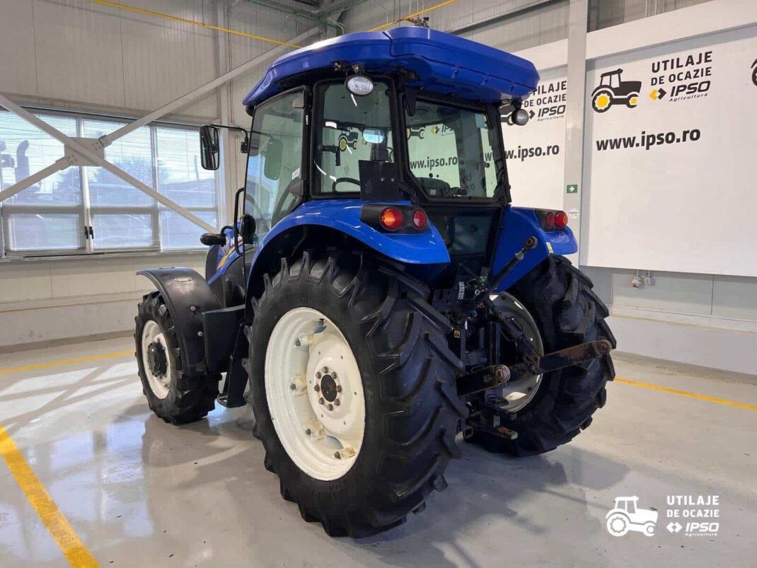 New Holland TD5.105