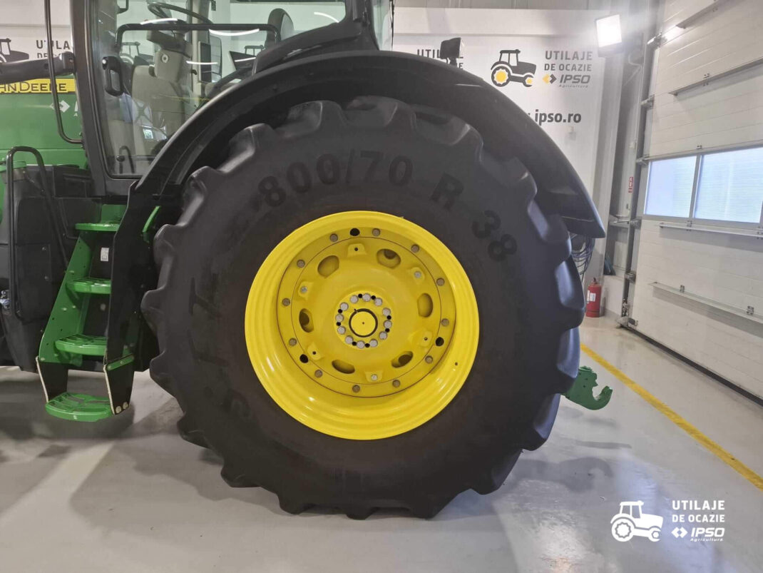 John Deere 8400R