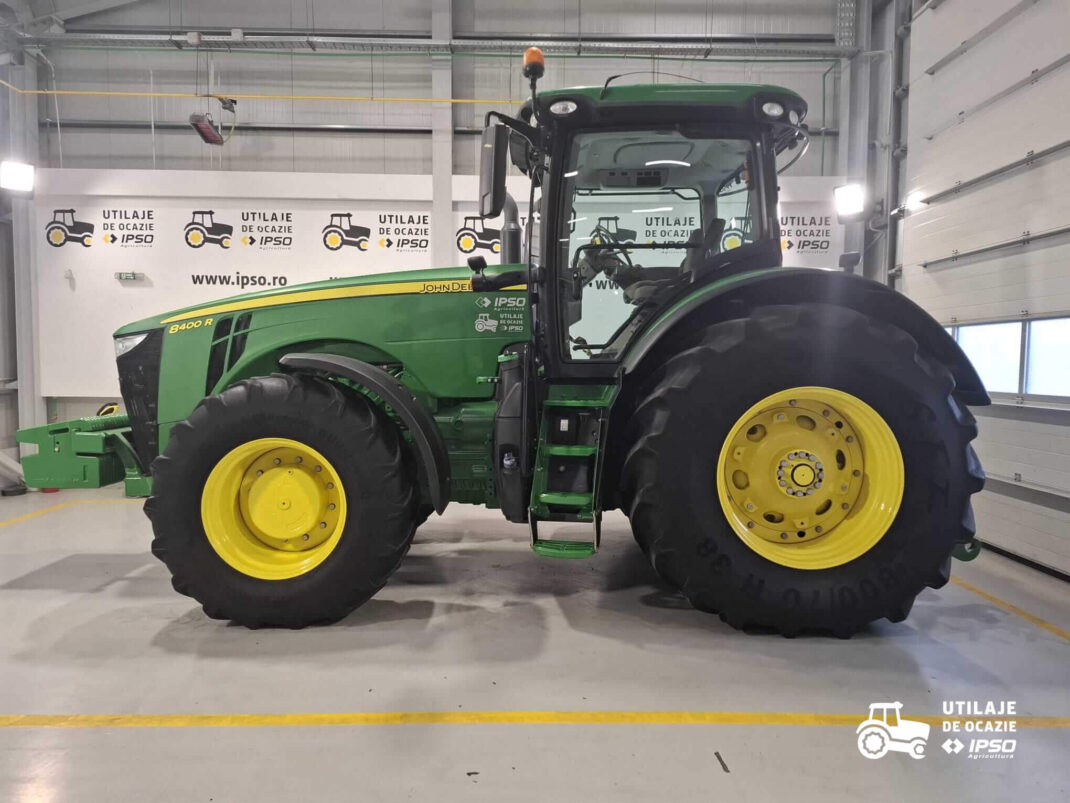 John Deere 8400R