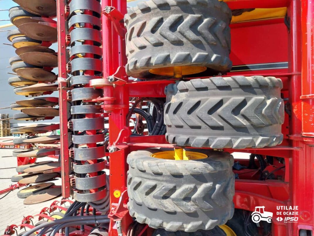 Semanatoare paioase Vaderstad model Spirit ST 800s