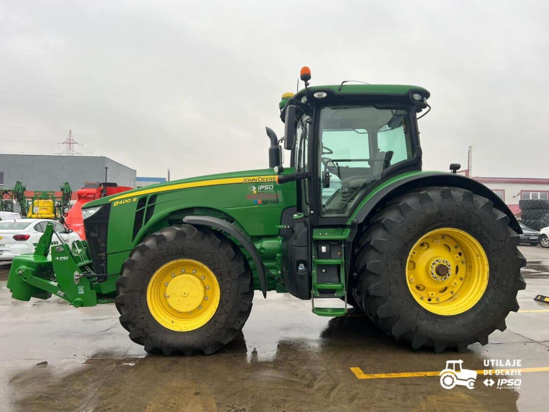 John Deere 8400R