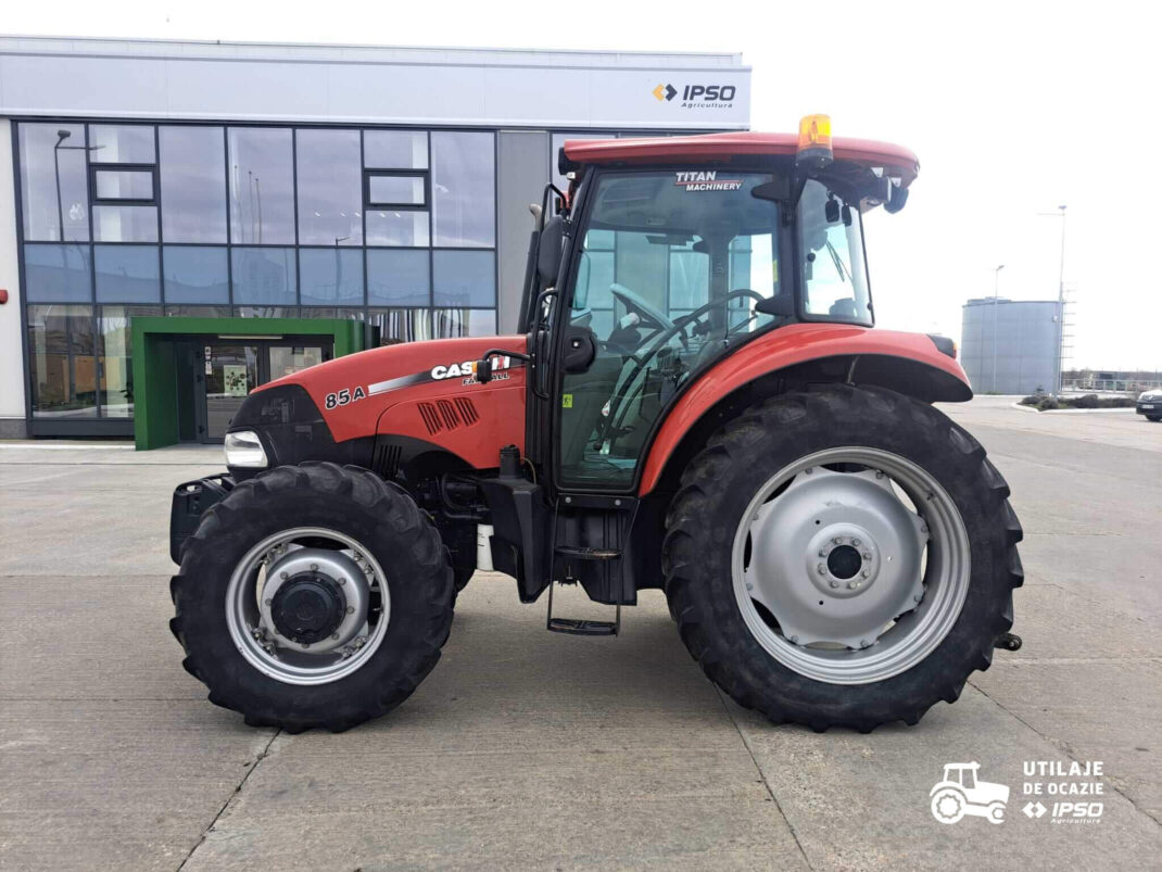 Case Farmall 85A