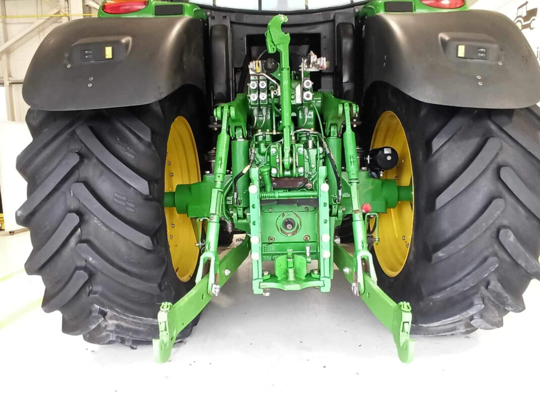 John Deere 6190R