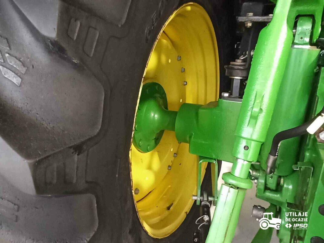 John Deere 6190R