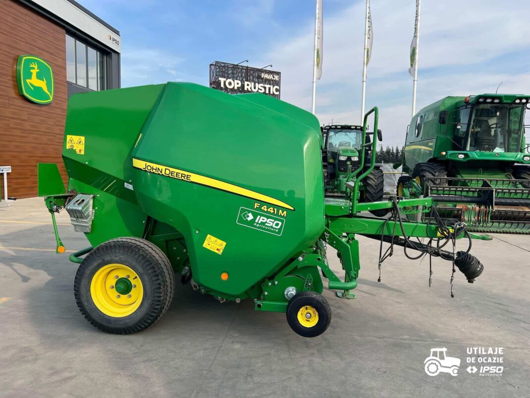 Presa de balotat John Deere model F441M