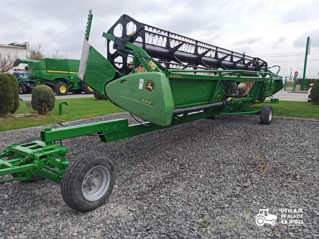 Heder paioase John Deere 630R cu carucior si extensie rapita