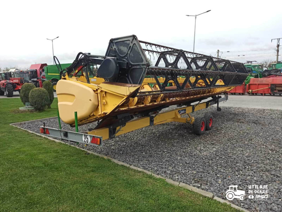 New Holland CX8.80 + Header paioase
