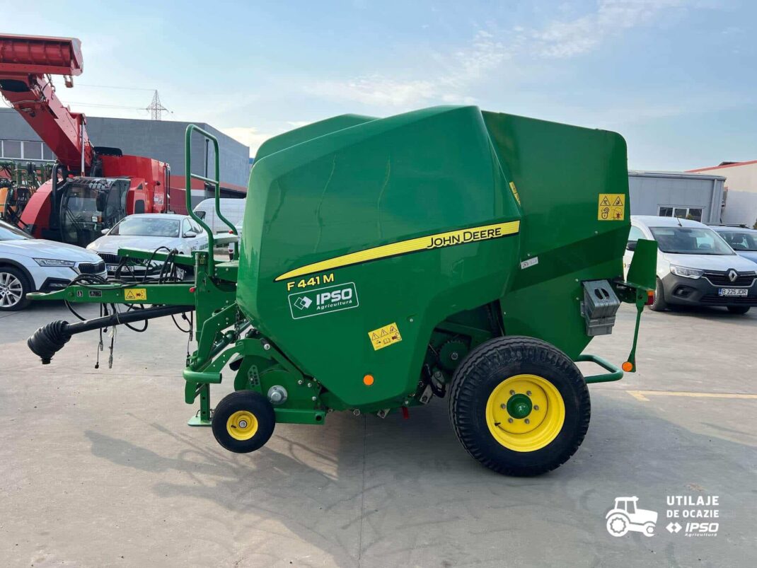 Presa de balotat John Deere model F441M