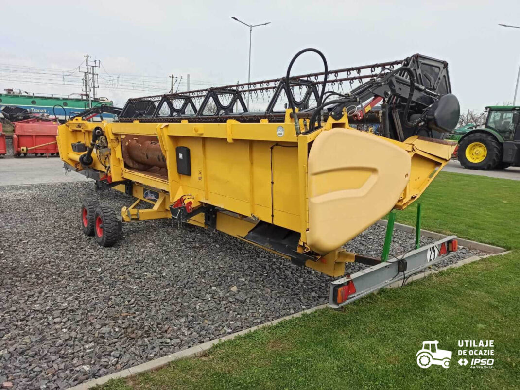 New Holland CX8.80 + Header paioase