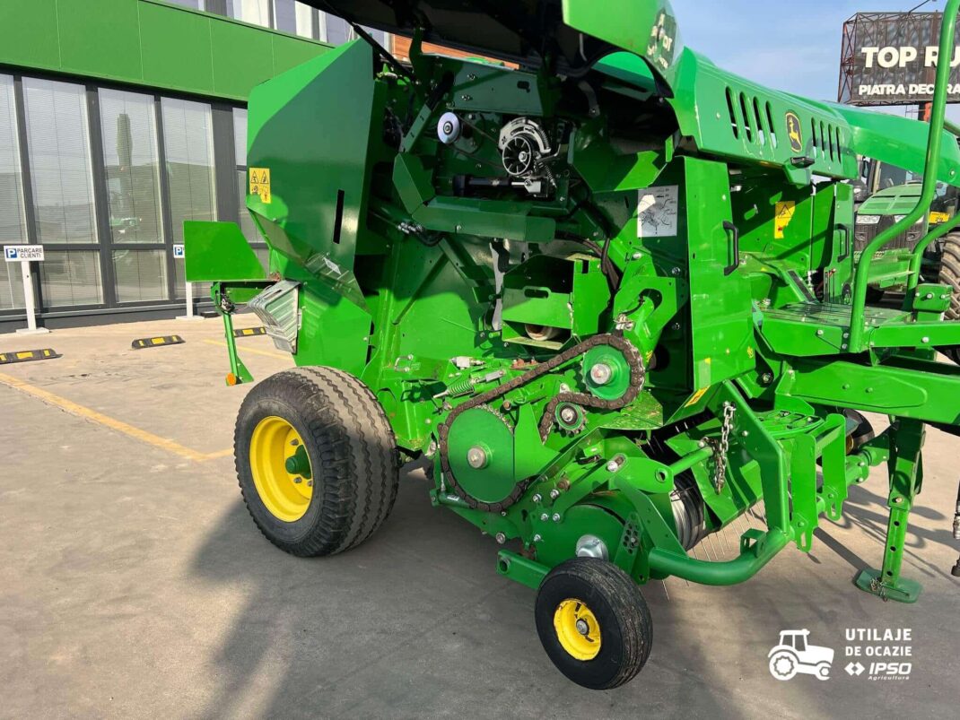 Presa de balotat John Deere model F441M