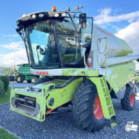 Claas Tucano 320 + Header paioase