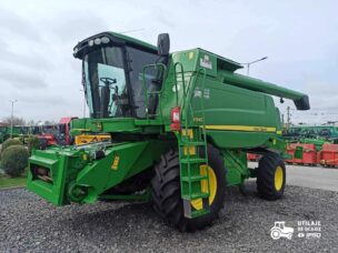 John Deere W540 + Header paioase