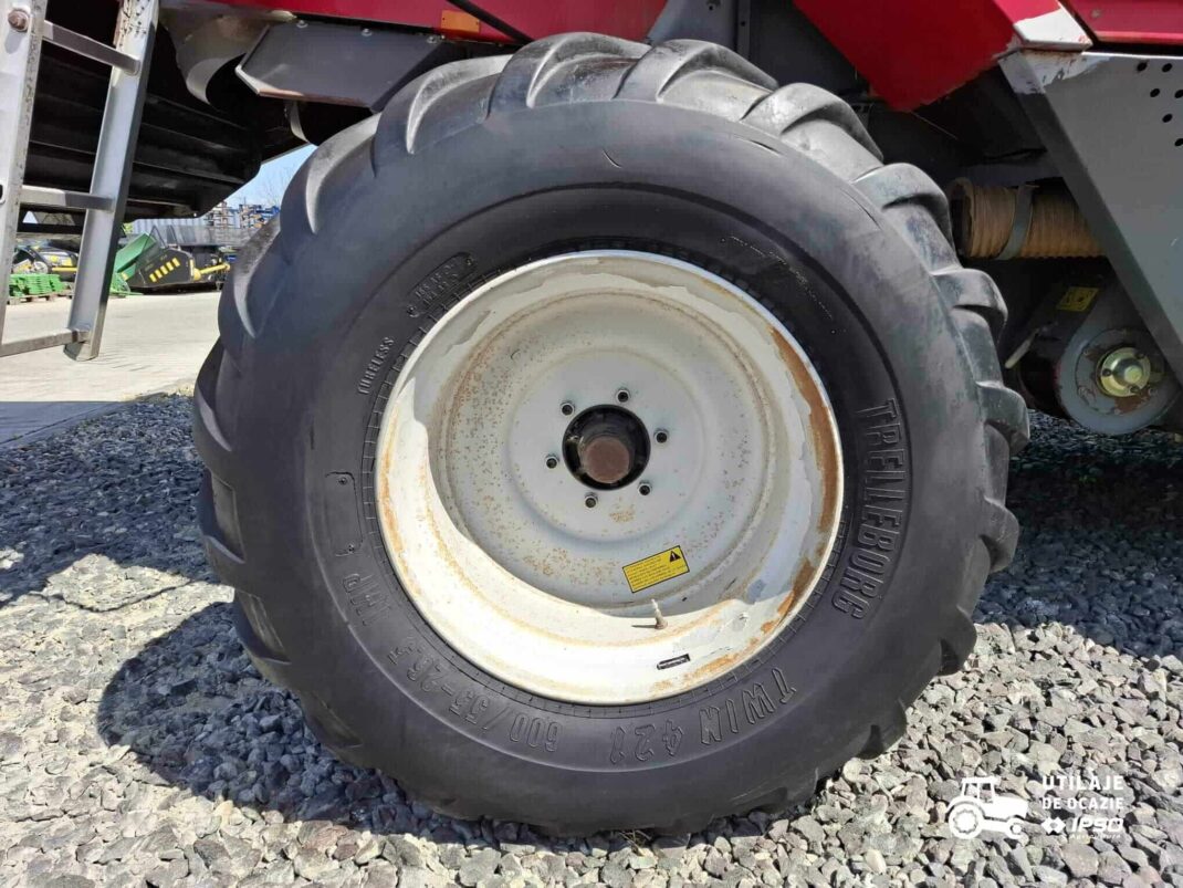 Massey Ferguson Cerea 7274 + Header paioase