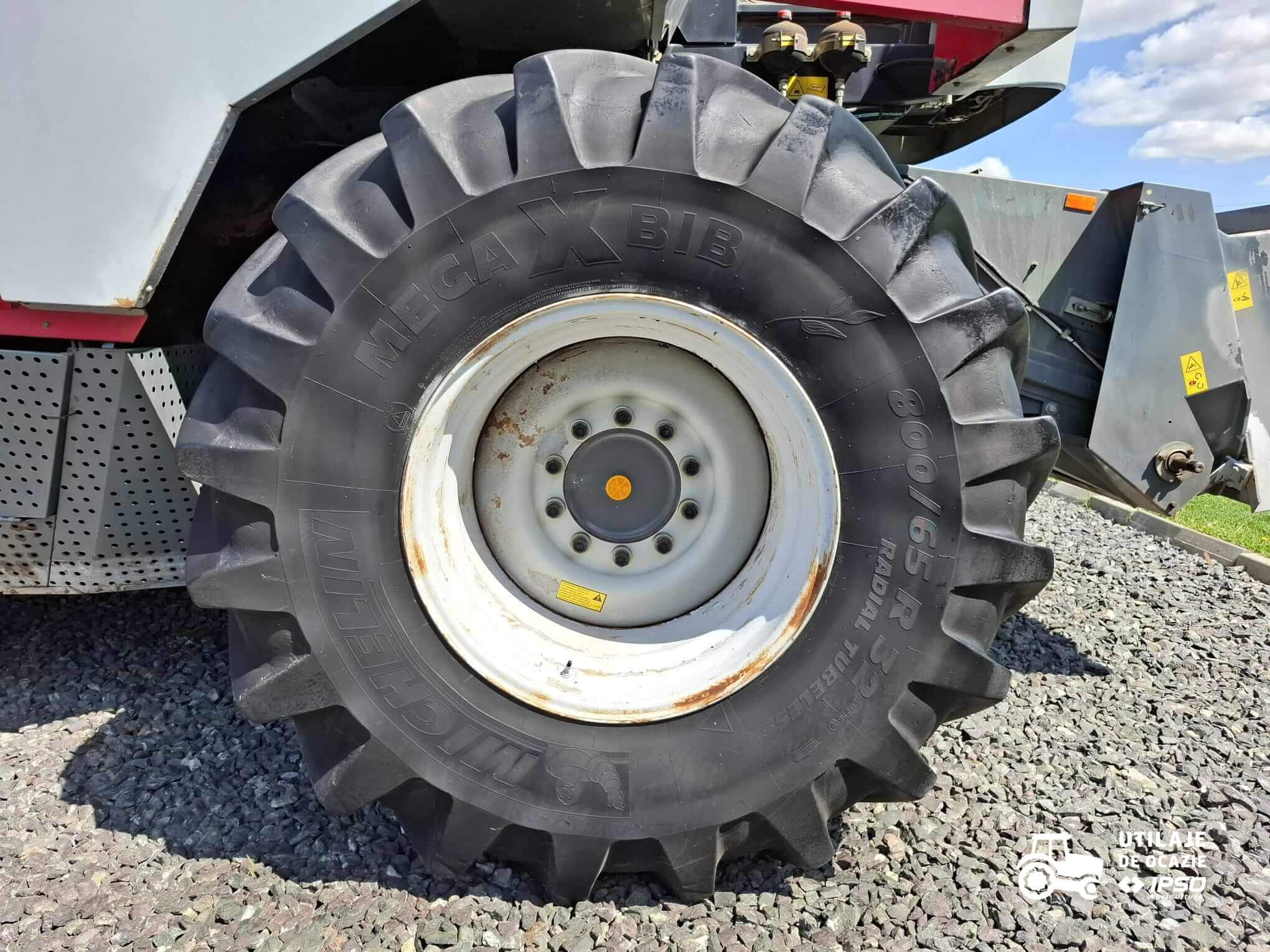 Massey Ferguson Cerea 7274 + Header paioase