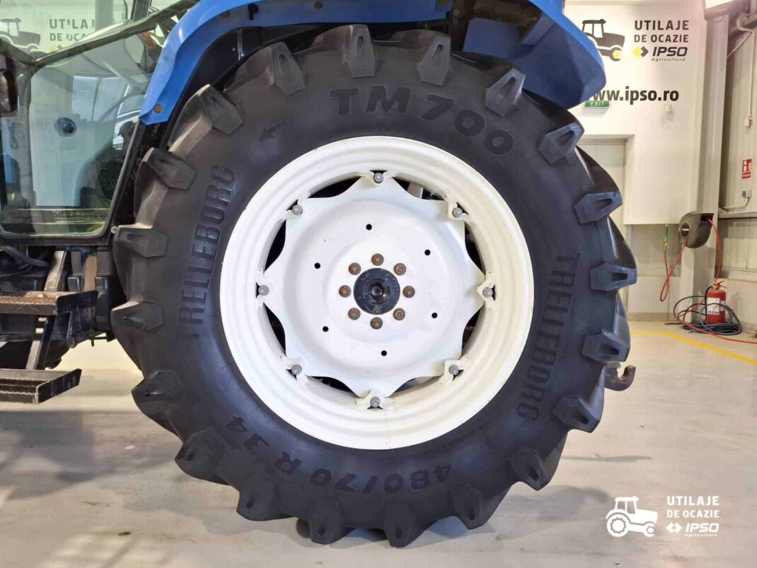 New Holland T5060