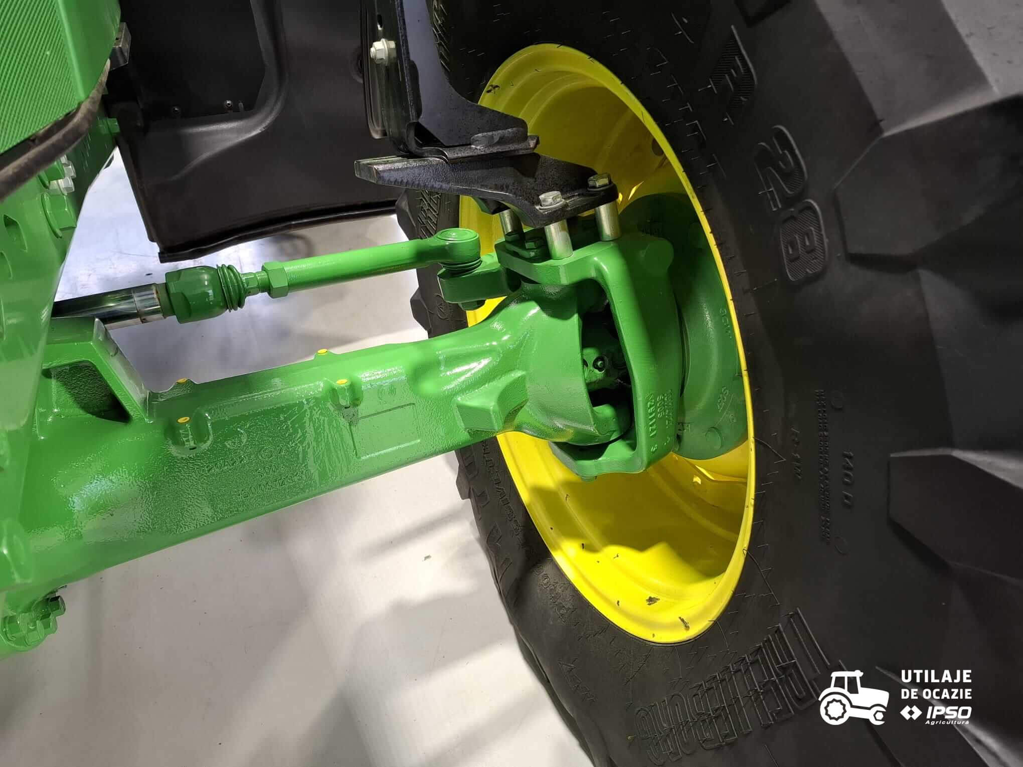 John Deere 6155M