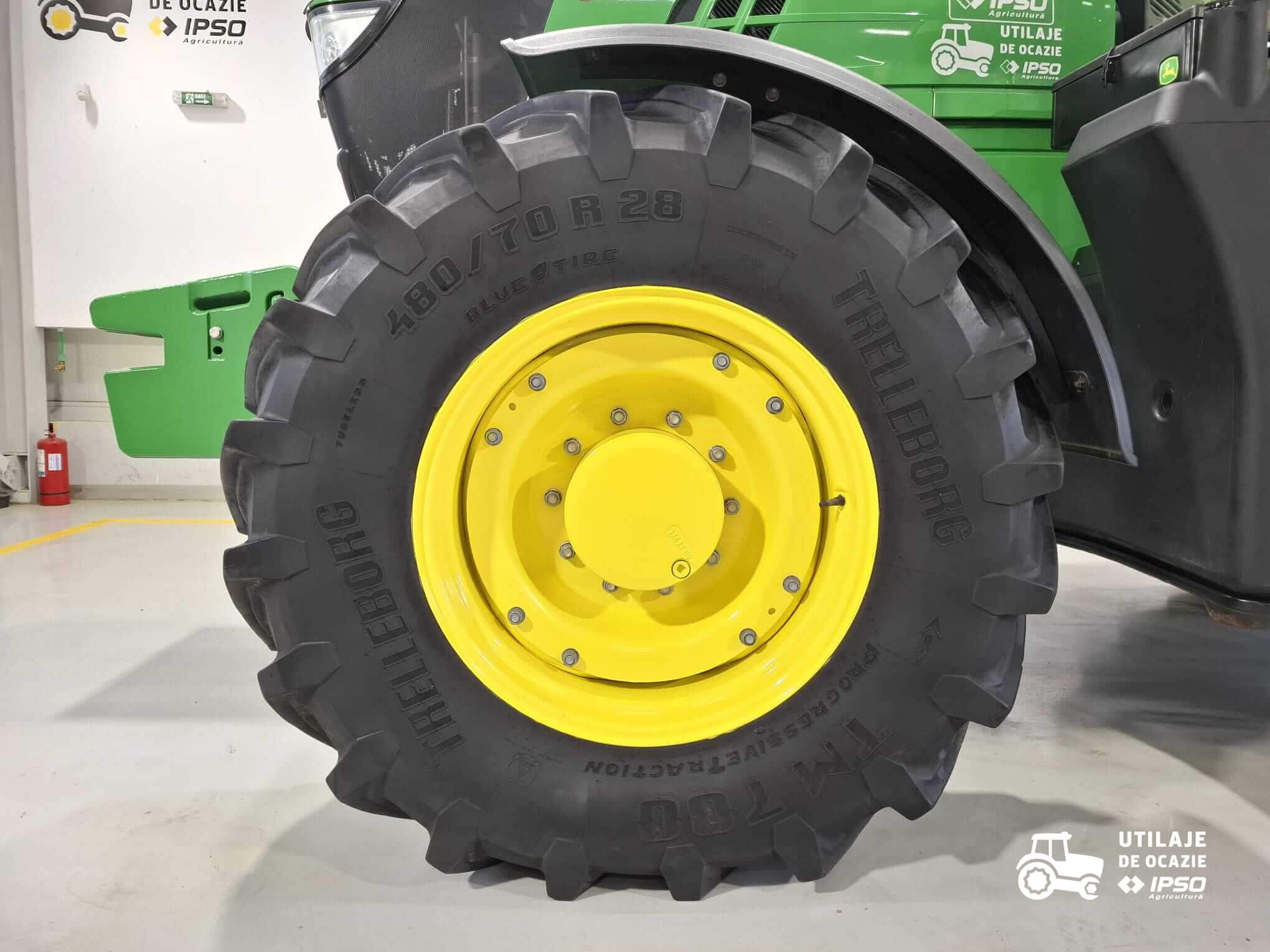 John Deere 6155M