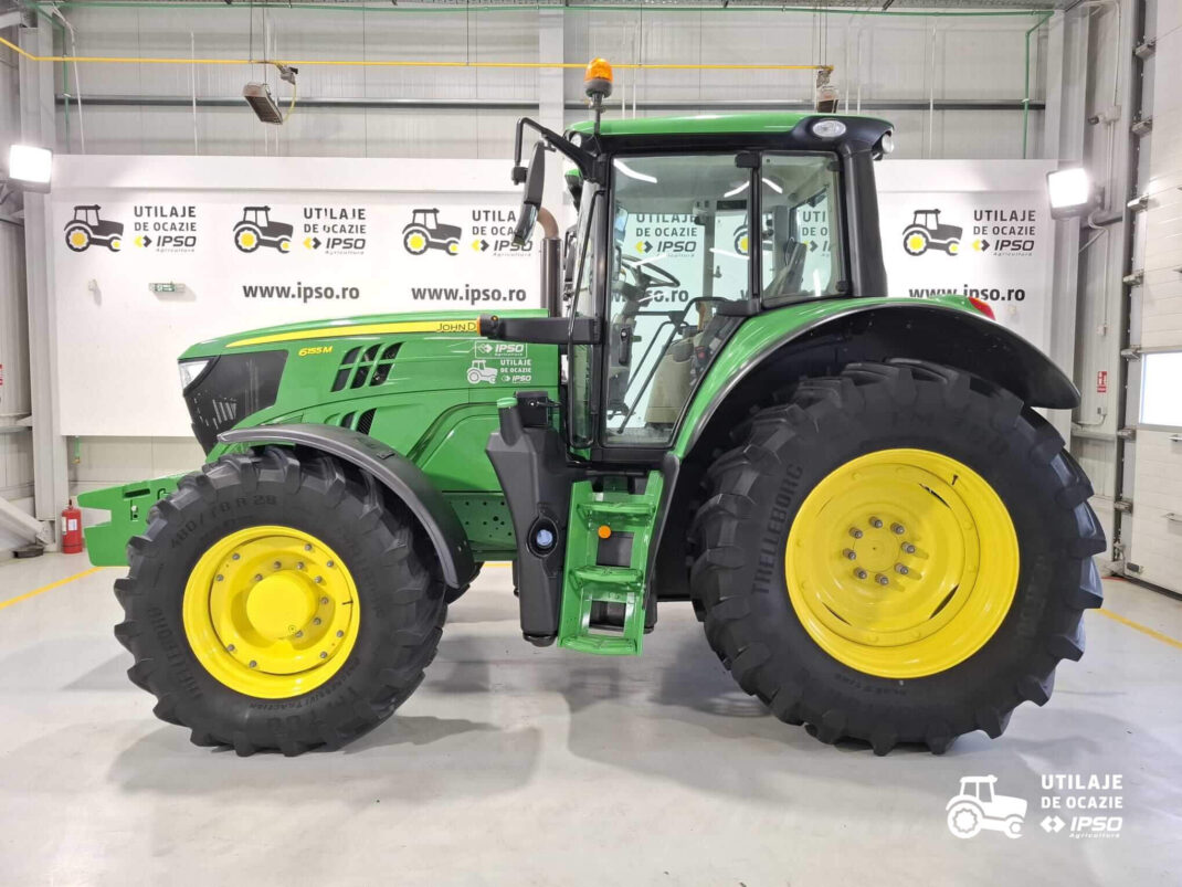 John Deere 6155M
