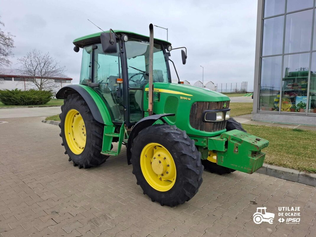 John Deere 5090M
