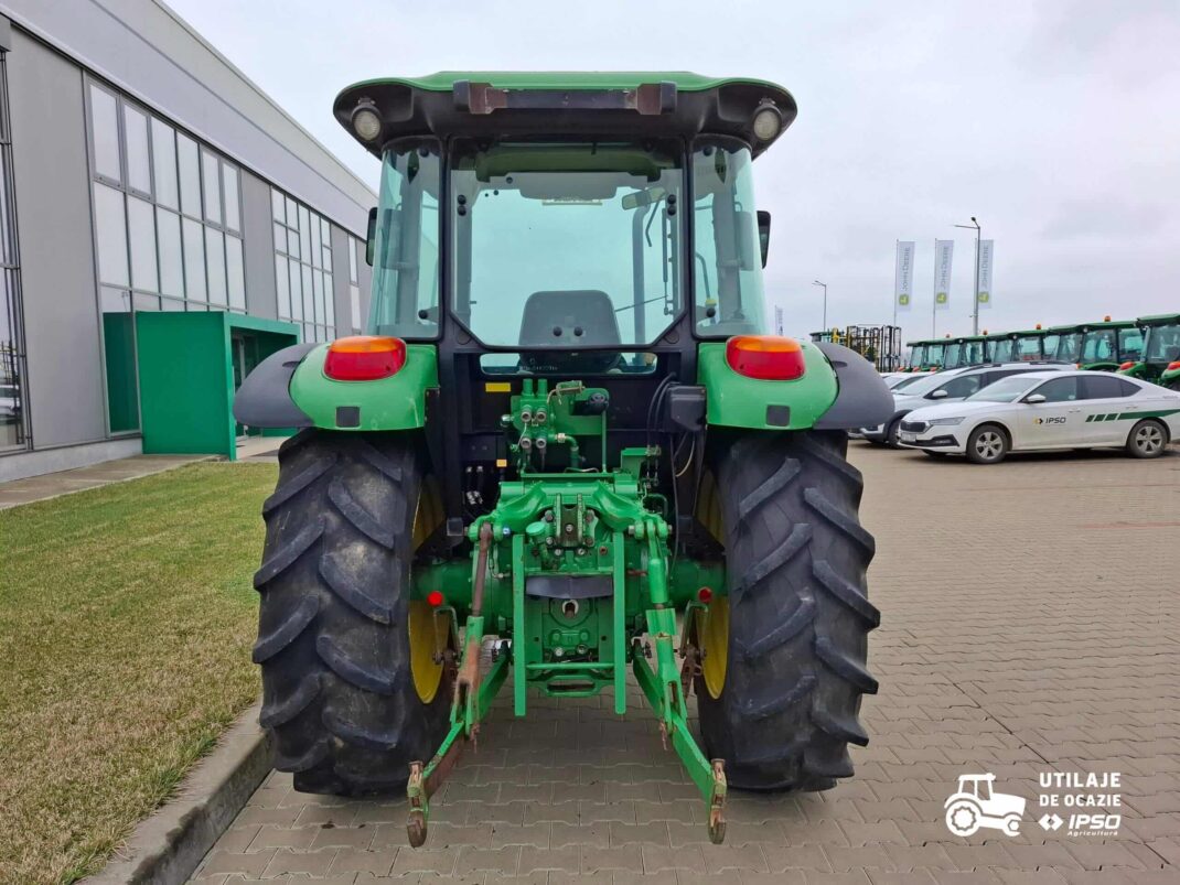 John Deere 5090M