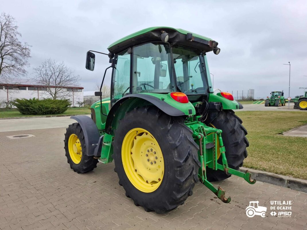 John Deere 5090M