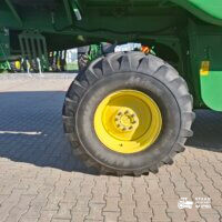 John Deere W540