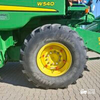 John Deere W540