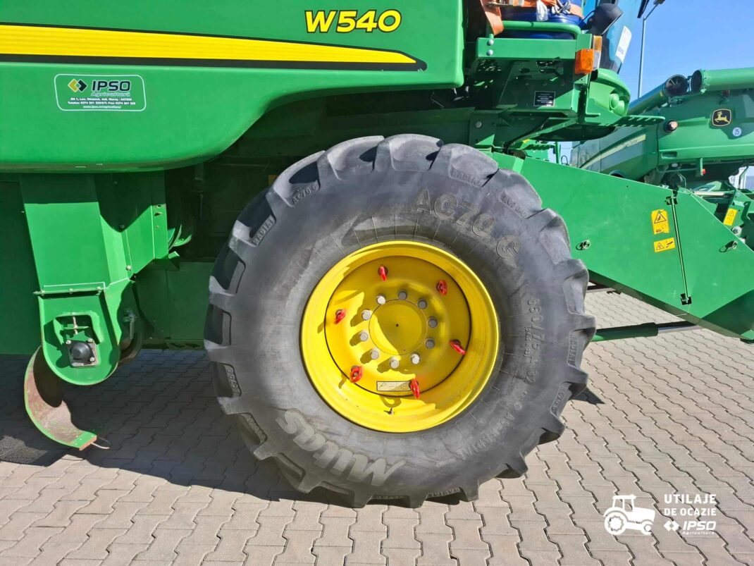 John Deere W540 cu roti duale fata