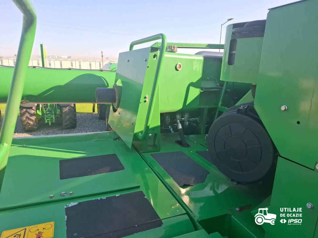 John Deere W540 cu roti duale fata