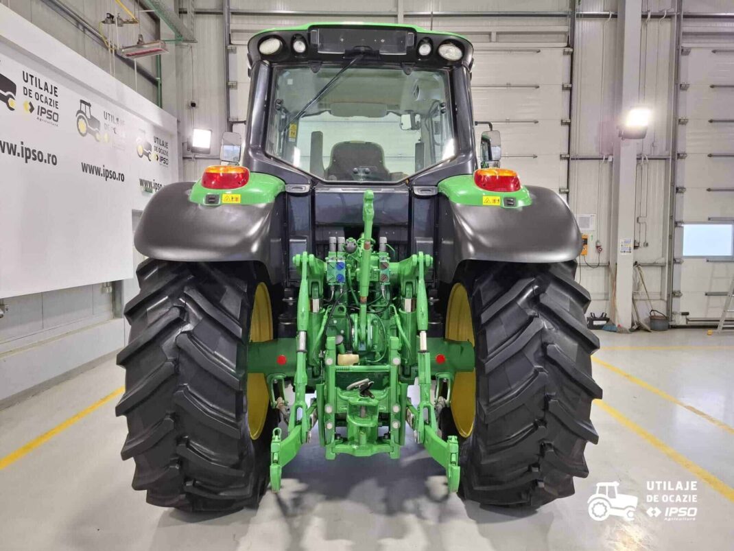 John Deere 6155M