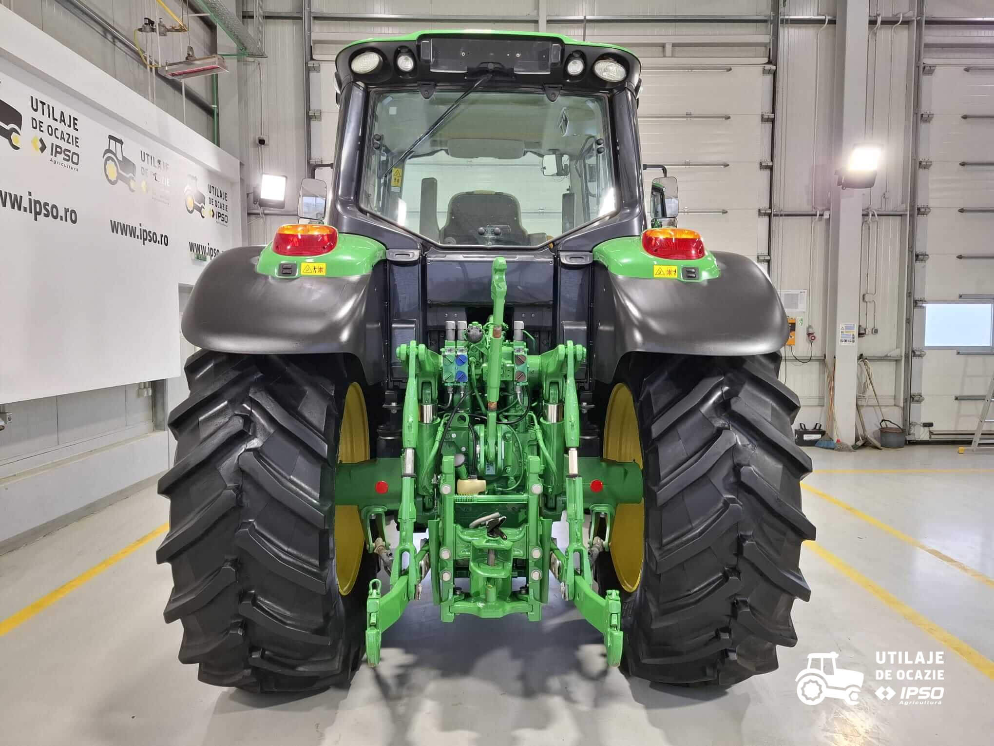 John Deere 6155M