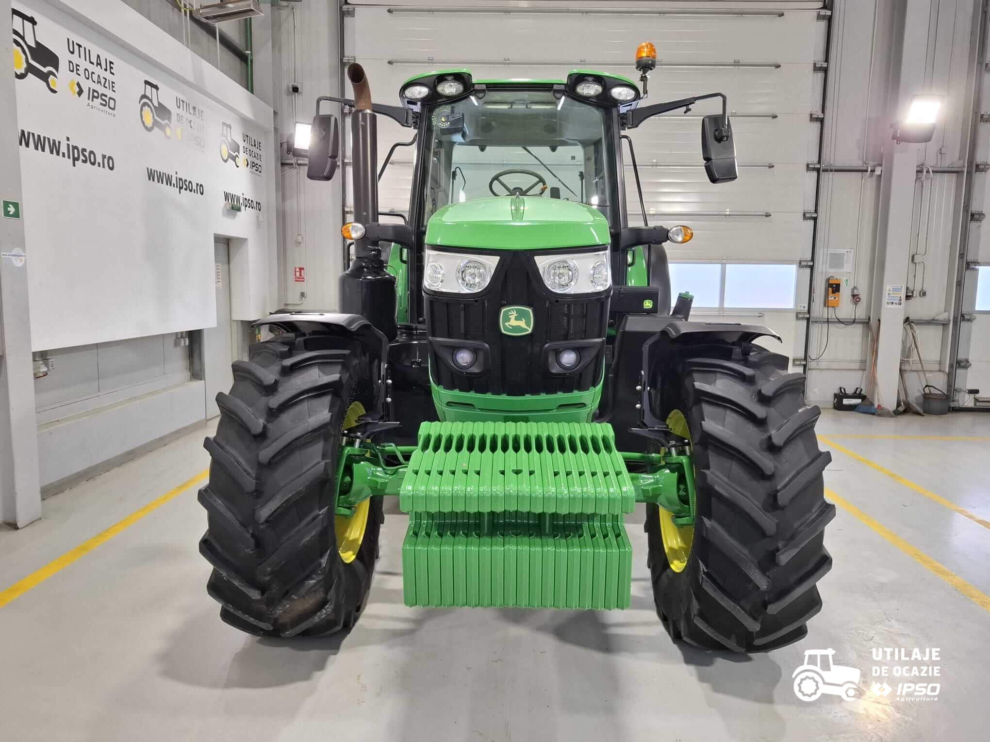 John Deere 6155M