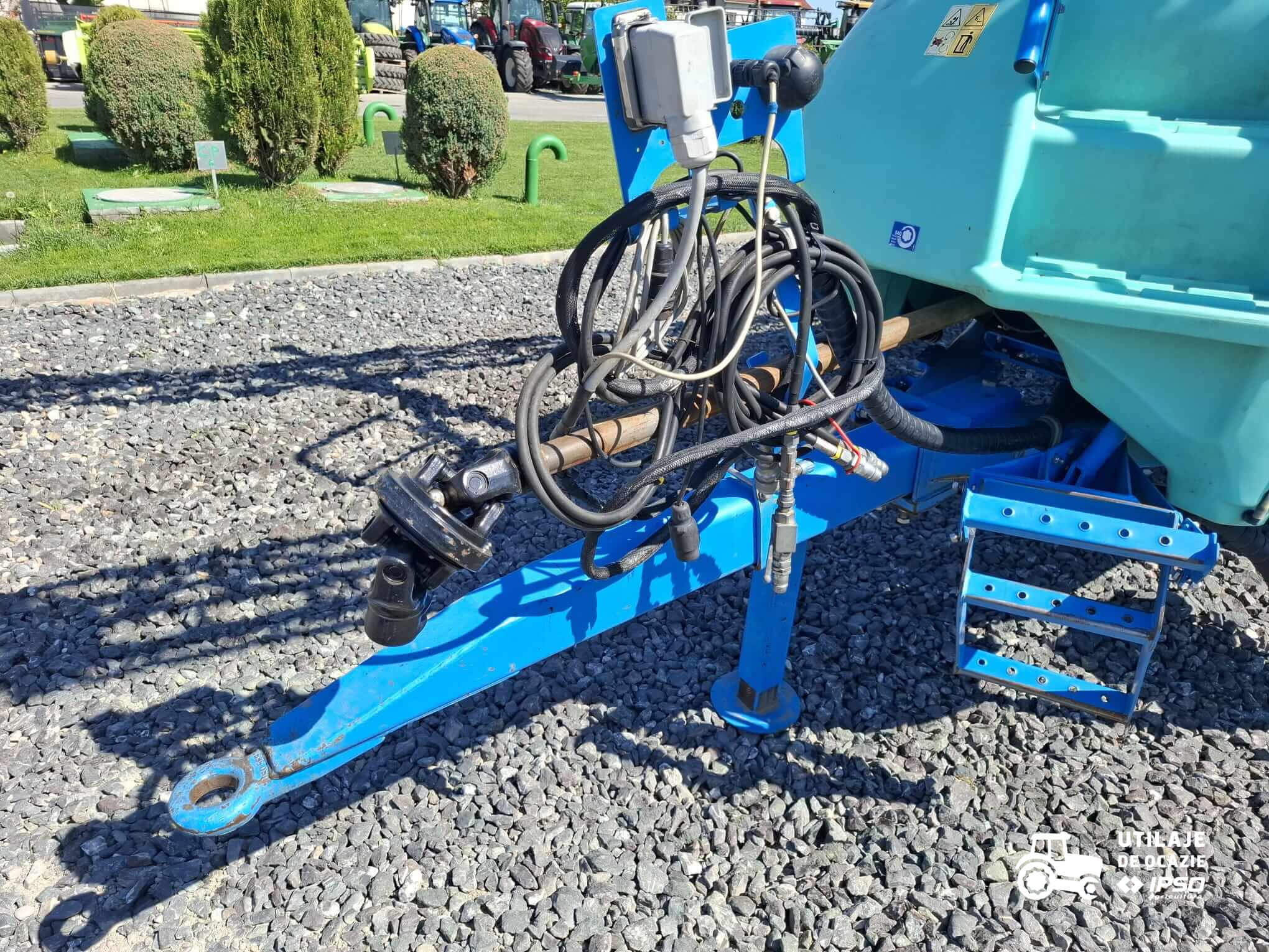Sprayer tractat Berthoud model Racer 23