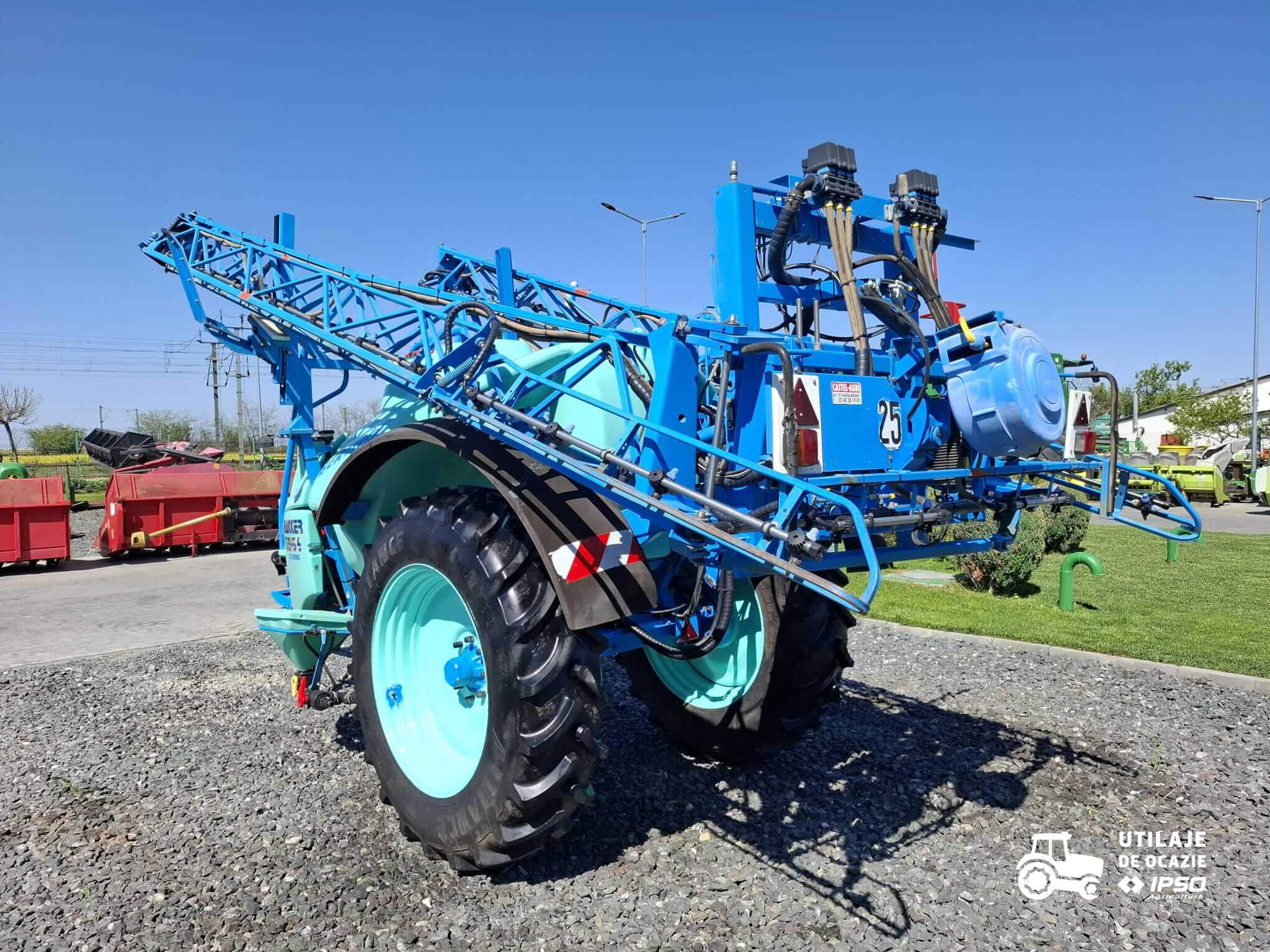 Sprayer tractat Berthoud model Racer 23