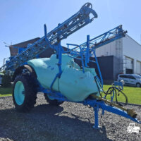 Sprayer tractat Berthoud model Racer 23