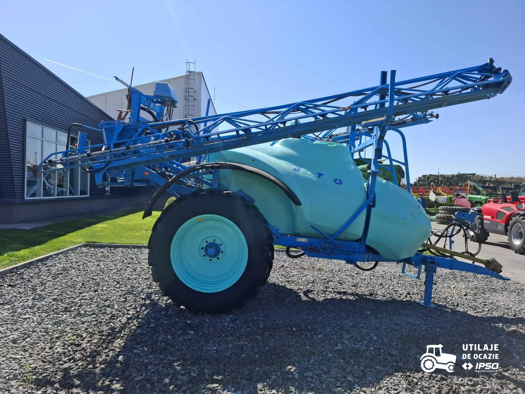 Sprayer tractat Berthoud model Racer 23