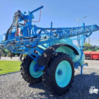 Sprayer tractat Berthoud model Racer 23