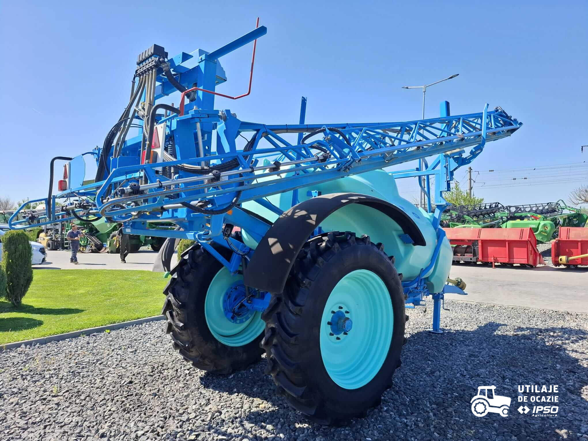 Sprayer tractat Berthoud model Racer 23