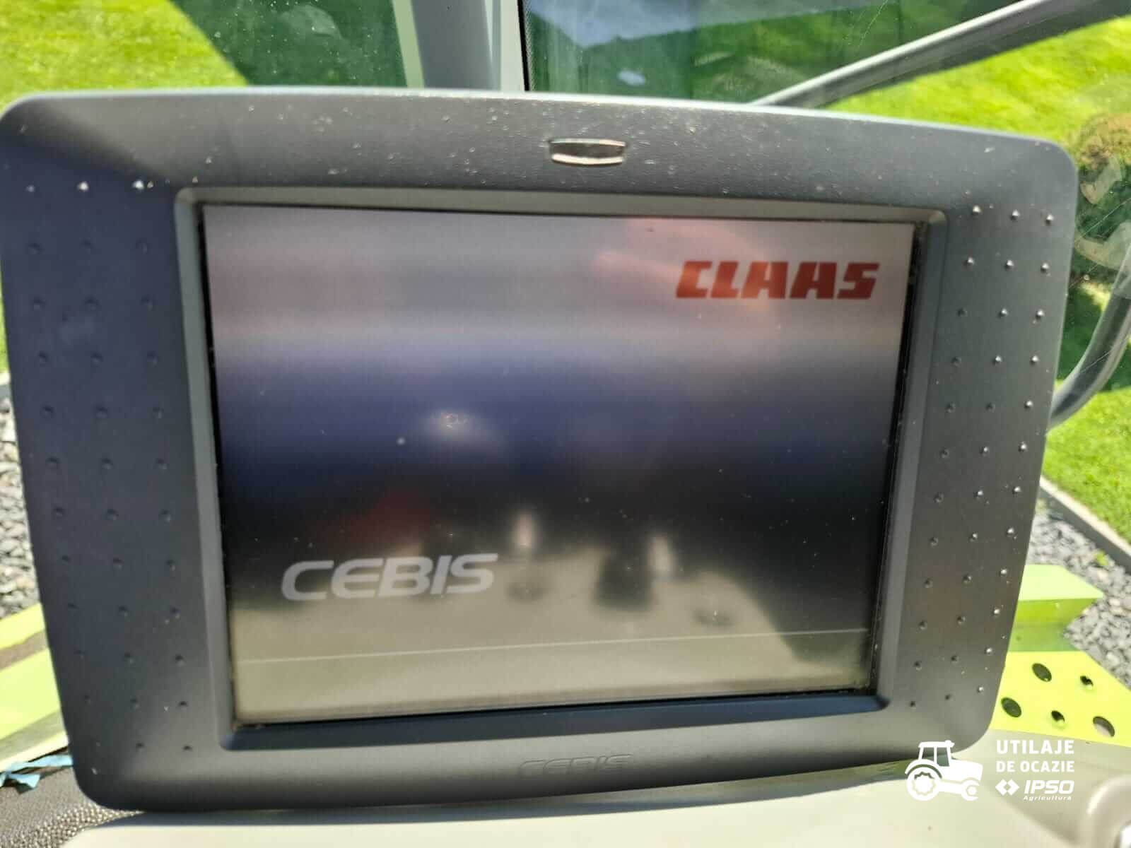 Claas Tucano 320 + Header paioase