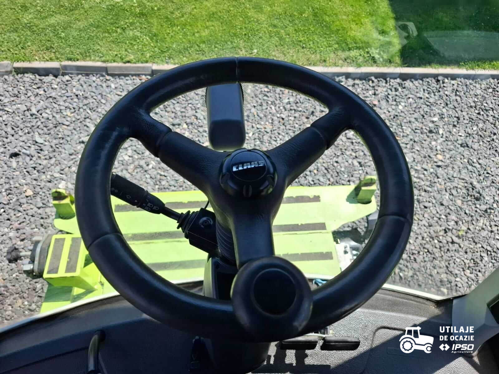Claas Tucano 320 + Header paioase