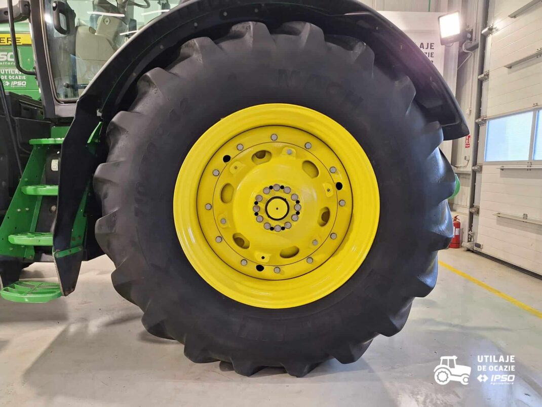 John Deere 8345R