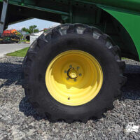 John Deere W440 + Header paioase