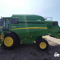 John Deere W440 + Header paioase