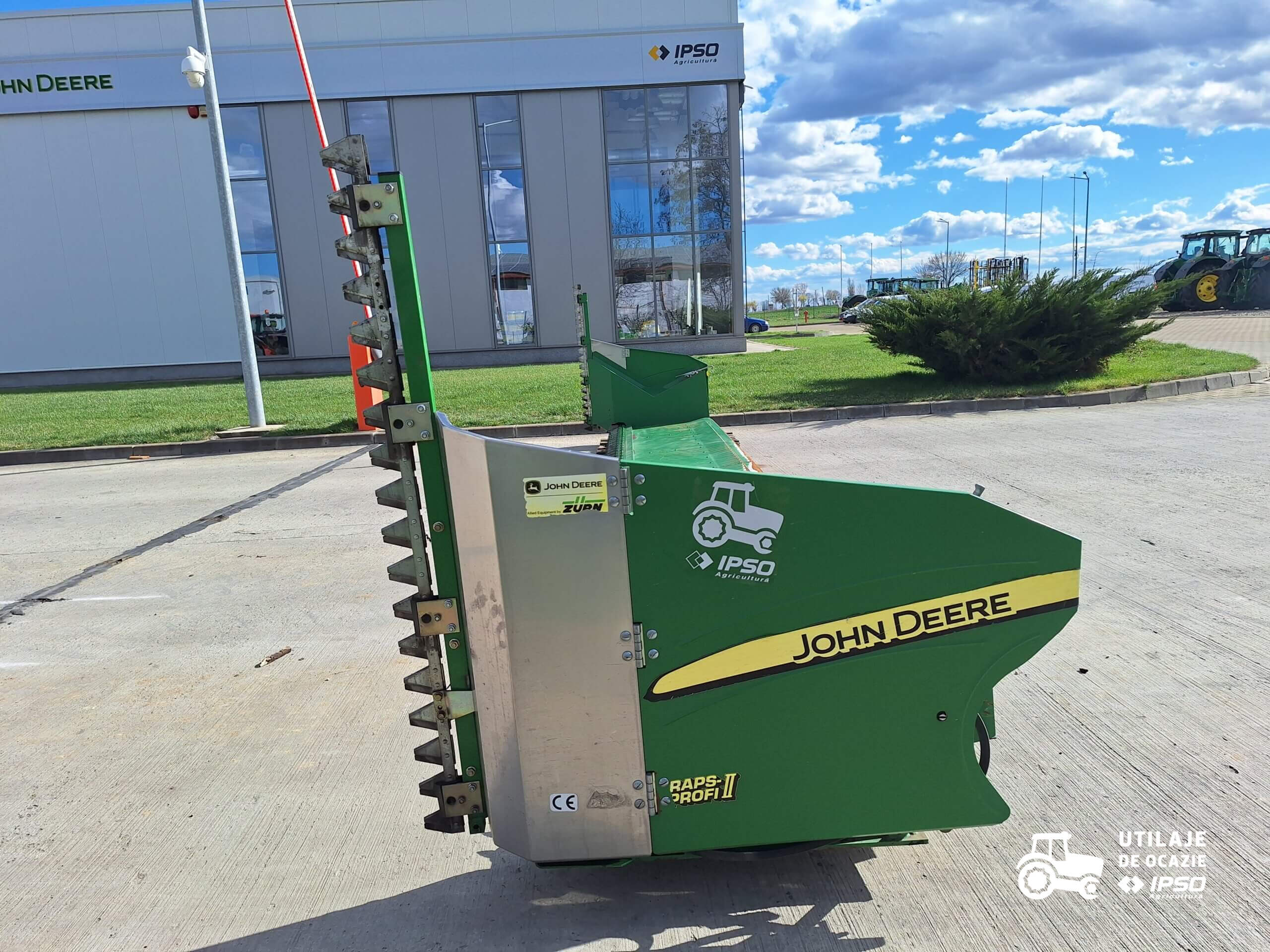 John Deere W550