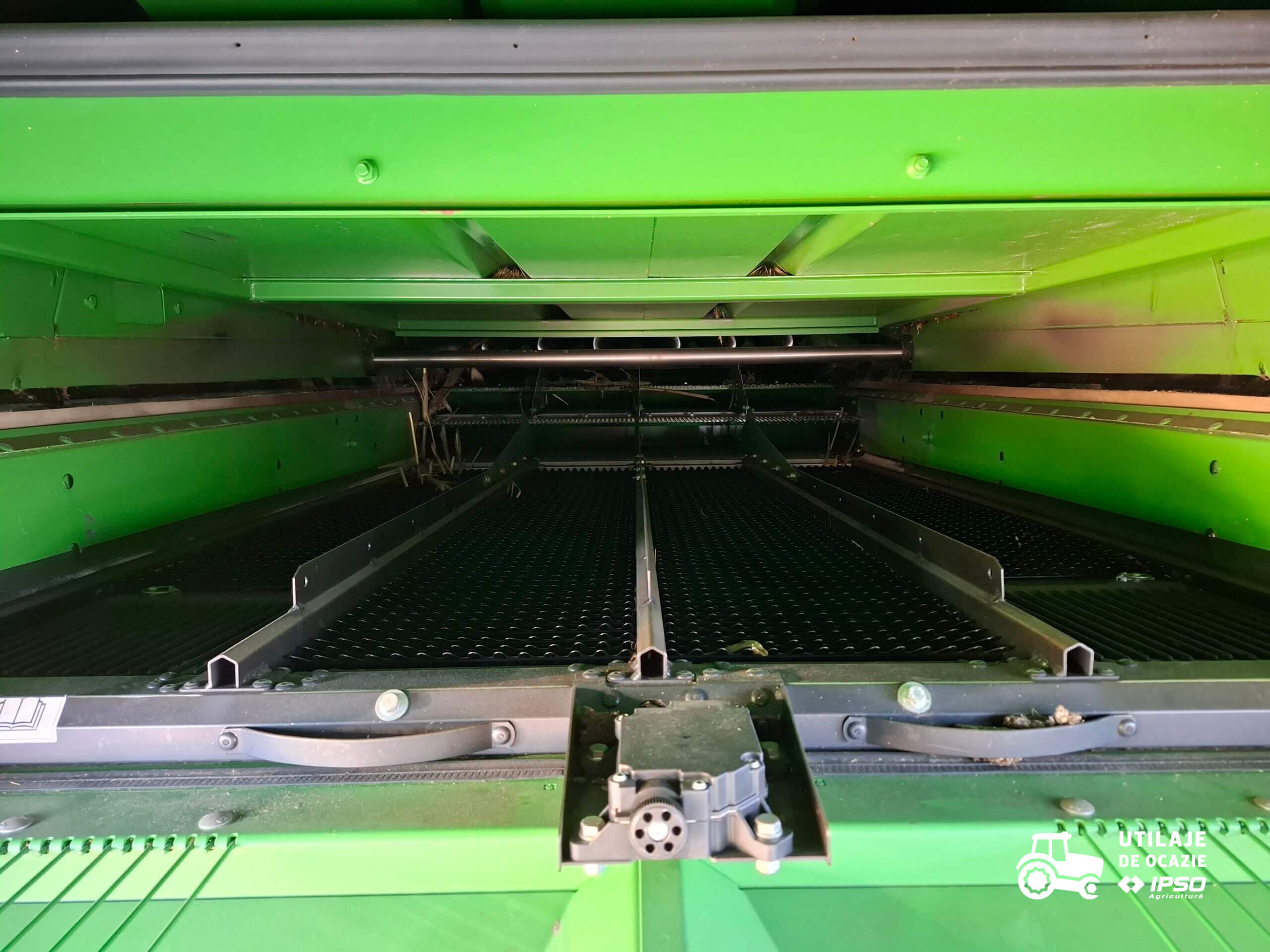 John Deere W550