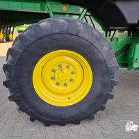 John Deere W550